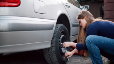 Flat Tire in Dallas? Why Roadside Tire Changes Are Safer Than DIY